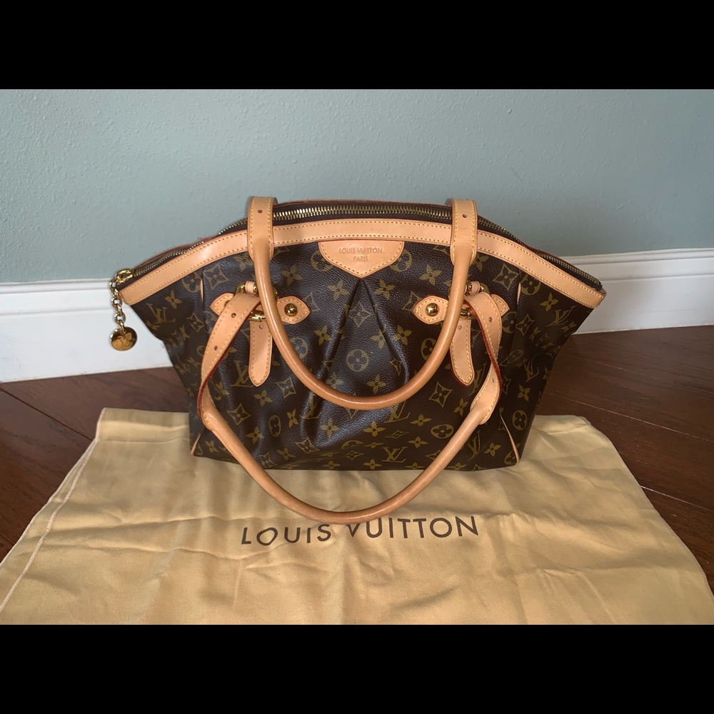 Authentic Louis Vuitton Monogram Tivoli GM M40144